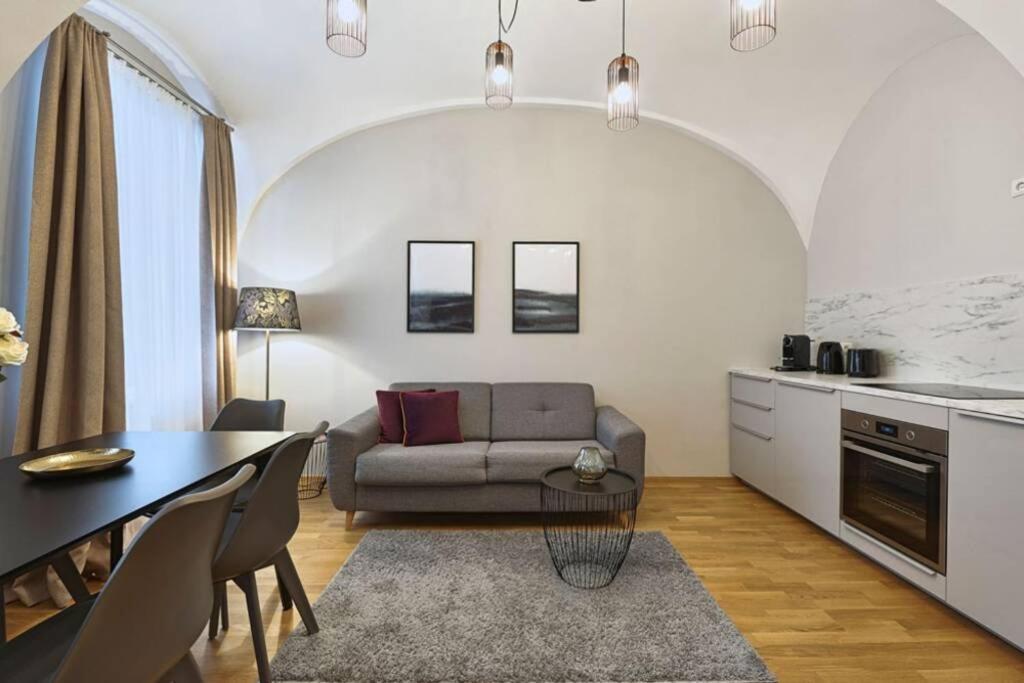 Vienne City Apartment Crown 6 Ngoại thất bức ảnh